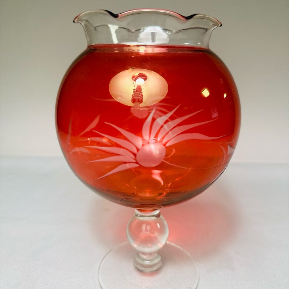 Beautiful Cranberry Cut / Etched Round Glass Pedestal Vase w/Ruffled Edge VTG